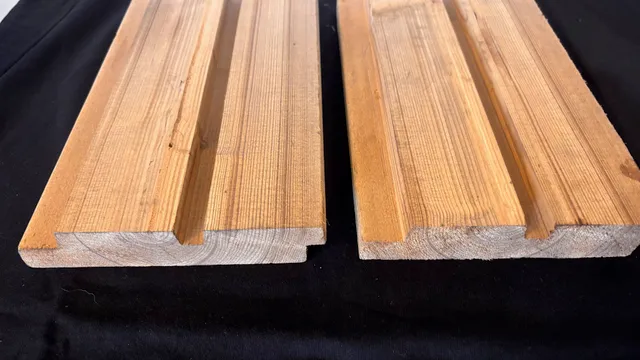 Bardage Pin Thermo D Faux Claire-Voie à mi-bois en 28 x 135 mm&nbsp;: finition Naturelle