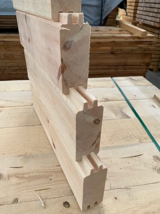 Madrier chalet à emboîtement en bois