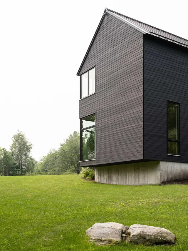 Mélèze de pays&nbsp;: Mi-Bois NOIR Brossé 21x135mm