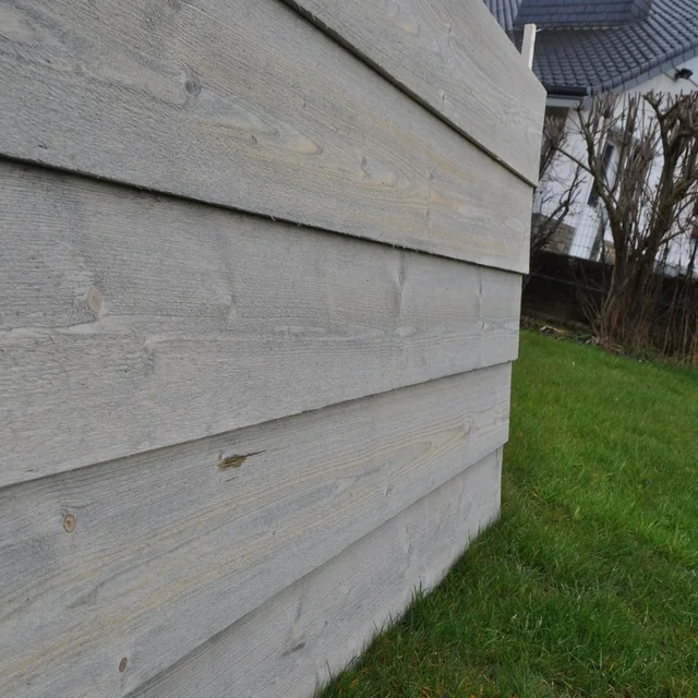Bardage clin-biaisé en Douglas et Pin thermo — 18/28 mm × 180 mm